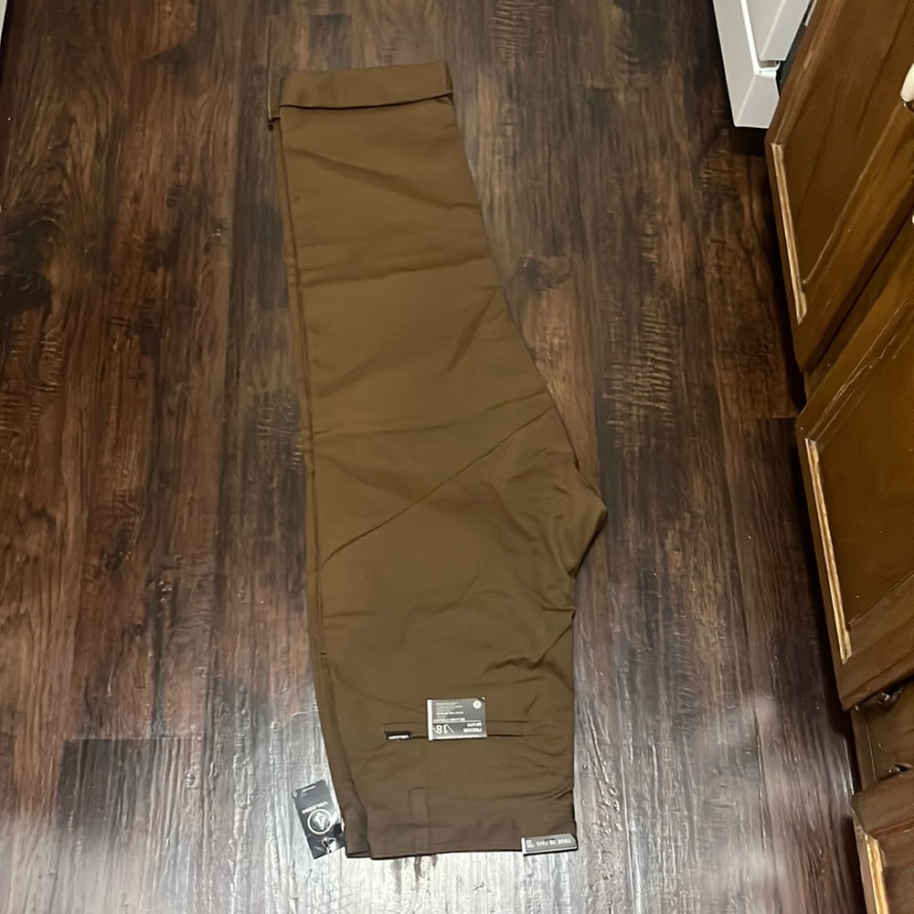 Brand new volcom skate pants.